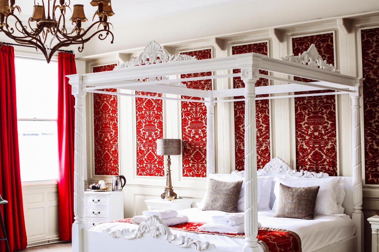 The Old Crown Coaching Inn Swindon Luaran gambar