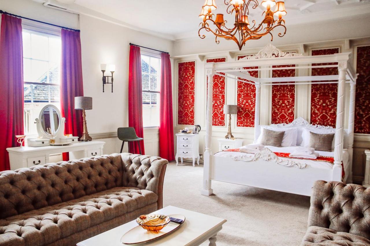 The Old Crown Coaching Inn Swindon Luaran gambar