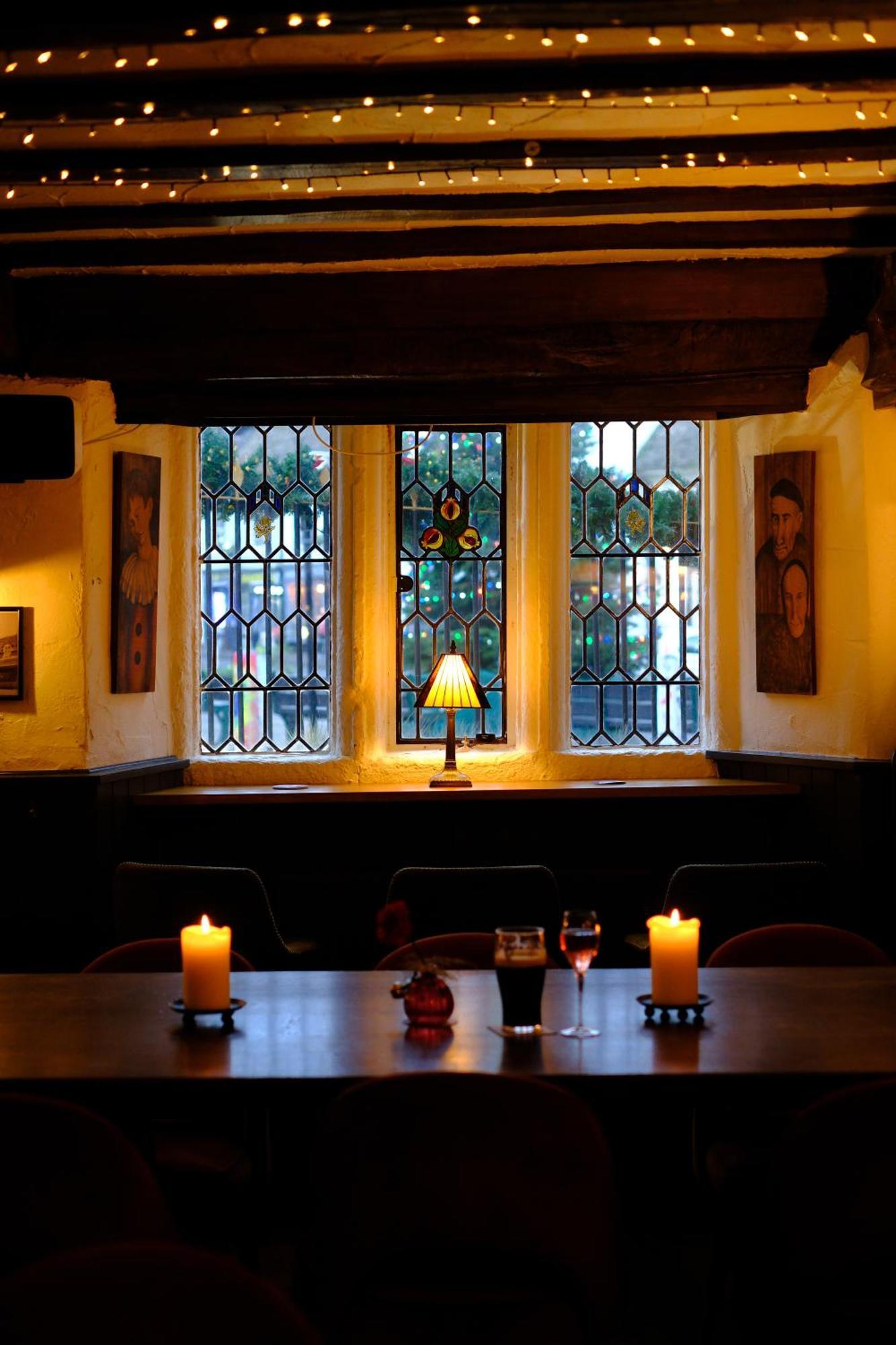 The Old Crown Coaching Inn Swindon Luaran gambar